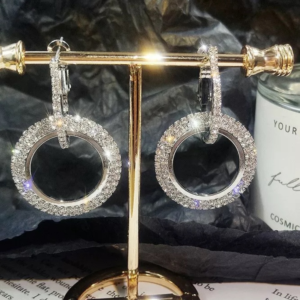 New Elegant Earrings - Picture 8 of 15